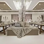 Renaissance Polat Hotel