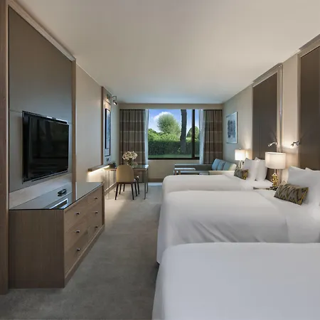 Renaissance Polat Hotel