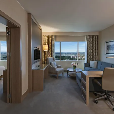 Renaissance Polat Hotel 5*