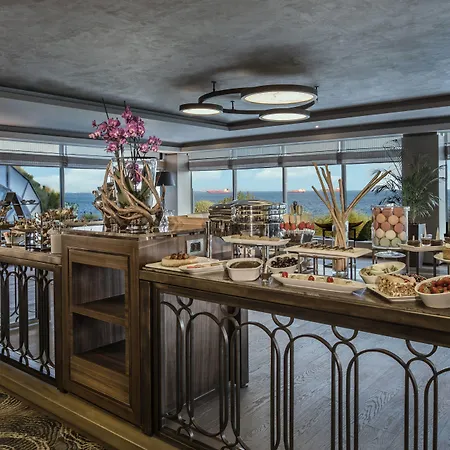 Renaissance Polat Hotel