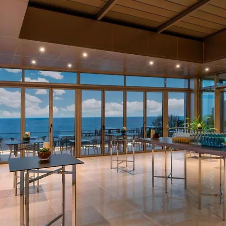 Renaissance Polat Hotel