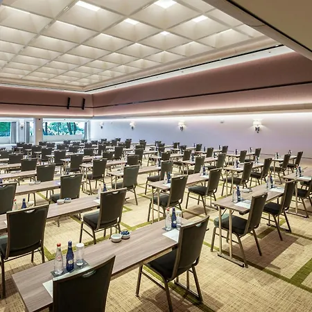 Renaissance Polat Hotel