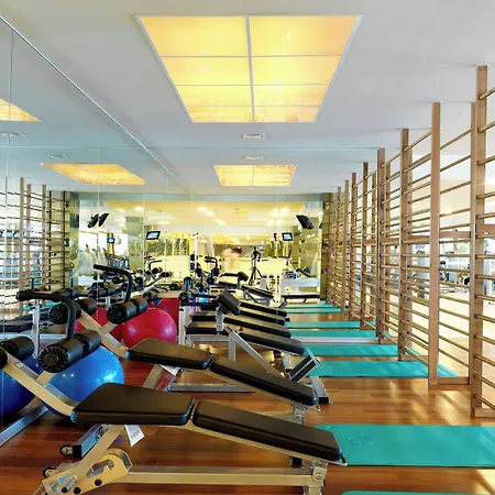 Hotel Renaissance Polat