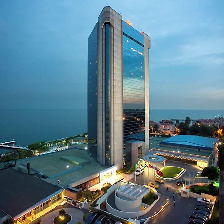 Renaissance Polat 5*