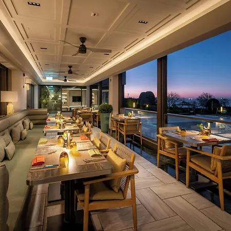 Renaissance Polat 5*