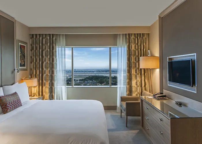 Renaissance Polat Отель