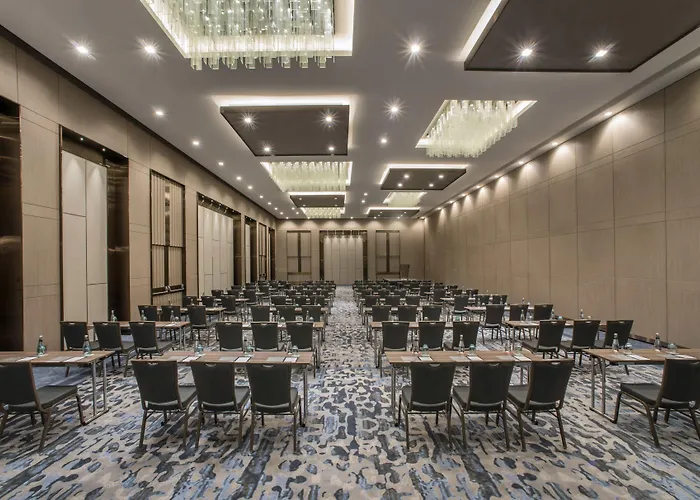 Отель Renaissance Polat