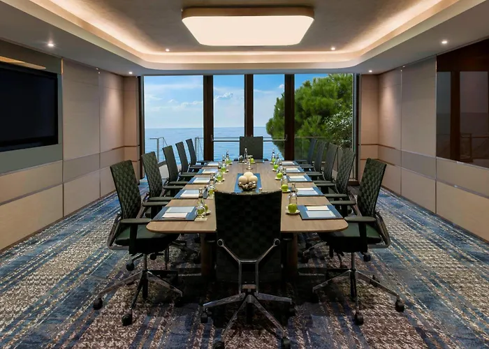 Отель Renaissance Polat