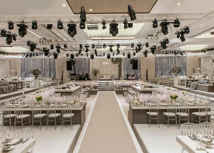 Отель Renaissance Polat