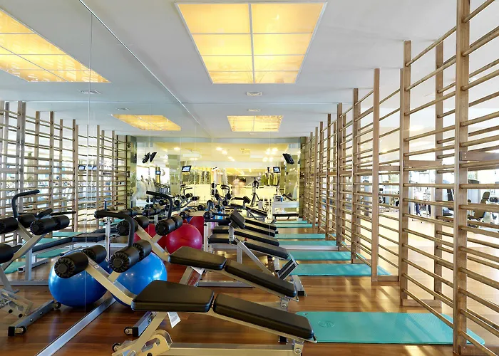 Renaissance Polat Отель 5*